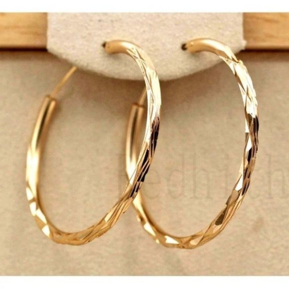 Jewelry - ***NEW 18K Gold Hoop Round Earrings